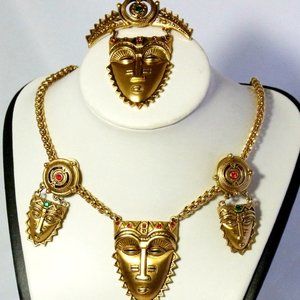 VINTAGE & RARE AVON AFRICAN MASK  JEWELRY SET
